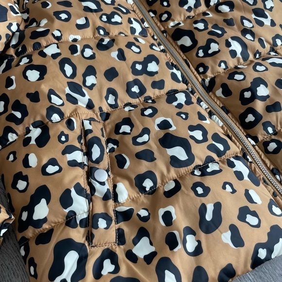 Who What Wear Women’s puffer jacket, size small - Picture 3 of 9